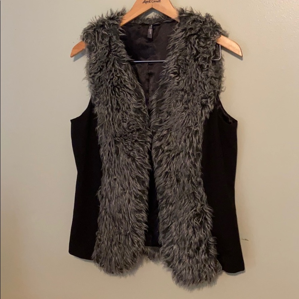 Women’s Bisou Bisou Faux Fur Vest